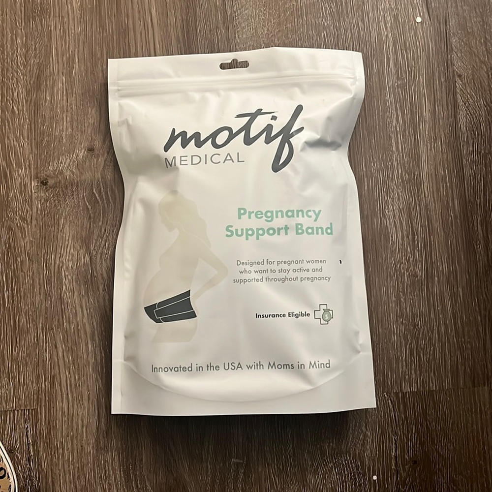 Motif medical belly band